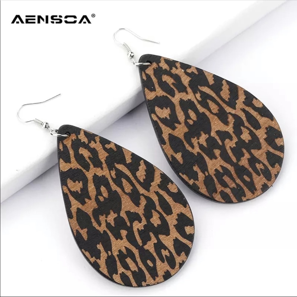 New Simple Vintage Leopard Wood Earrings